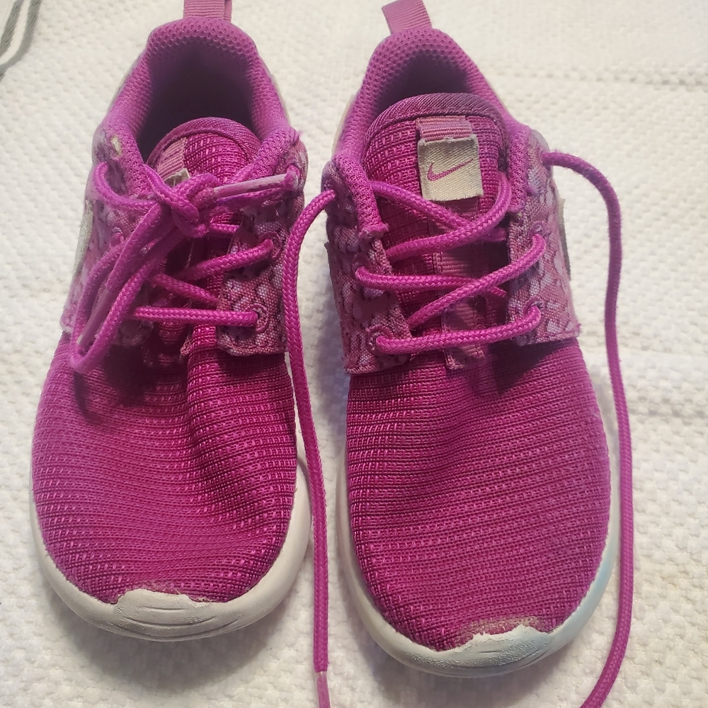 Nike Toddler Girl Sneakers Size 10